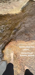 Izabella Miko feet photo thumbnail