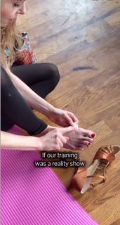 Izabella Miko feet photo 4