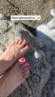 Izabella Miko feet photo 8