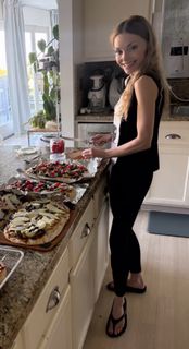 Izabella Miko feet photo 15
