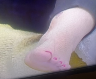 Izzi Warner feet photo 8