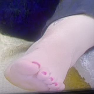 Izzi Warner feet photo 6
