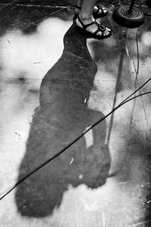 Izïa Higelin feet photo 10