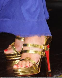 J.K. Rowling feet photo thumbnail