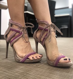 Jacey Birch feet photo thumbnail