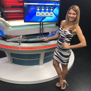 Jacey Birch feet photo thumbnail