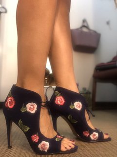 Jacey Birch feet photo thumbnail