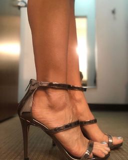 Jacey Birch feet photo thumbnail