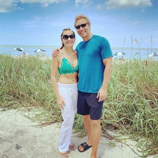 Jacey Birch feet photo thumbnail