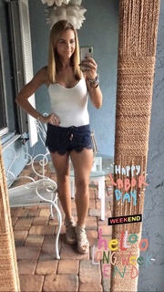 Jacey Birch feet photo thumbnail