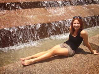 Jacey Birch feet photo thumbnail