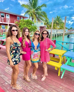 Jacey Birch feet photo thumbnail