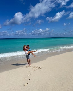 Jacey Birch feet photo thumbnail