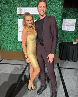 Jacey Birch feet photo thumbnail