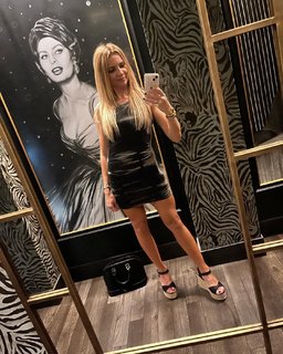 Jacey Birch feet photo thumbnail