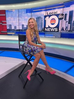 Jacey Birch feet photo thumbnail