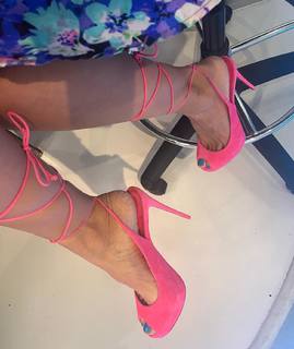 Jacey Birch feet photo thumbnail