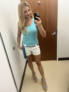 Jacey Birch feet photo thumbnail