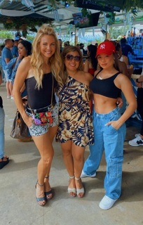 Jacey Birch feet photo thumbnail