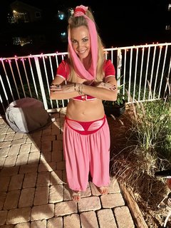 Jacey Birch feet photo thumbnail