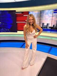 Jacey Birch feet photo thumbnail