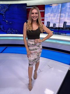 Jacey Birch feet photo thumbnail