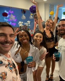 Jacey Birch feet photo thumbnail