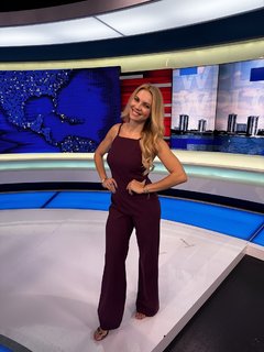 Jacey Birch feet photo thumbnail