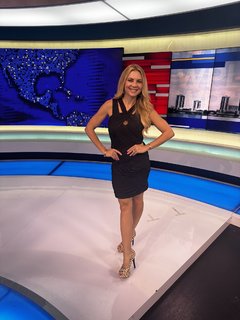 Jacey Birch feet photo thumbnail