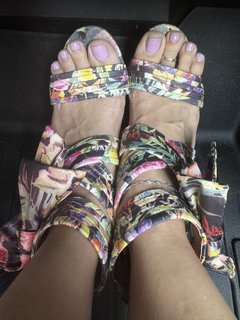Jacey Birch feet photo thumbnail