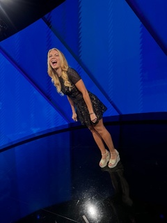 Jacey Birch feet photo thumbnail