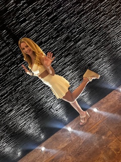 Jacey Birch feet photo thumbnail