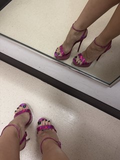 Jacey Birch feet photo thumbnail