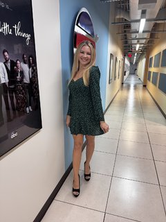 Jacey Birch feet photo thumbnail