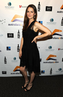 Jacinda Barrett feet photo 2