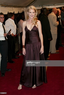 Jacinda Barrett feet photo 6