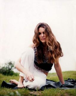 Jacinda Barrett feet photo 1