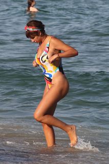 Jackie Cruz feet photo 3
