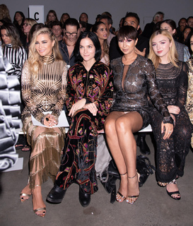 Jackie Cruz feet photo 9
