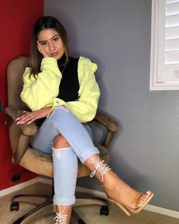 Jackie Figueroa feet photo 11