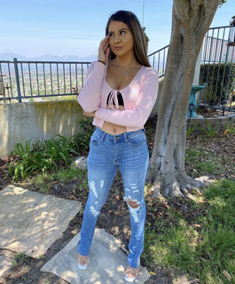 Jackie Figueroa feet photo 10