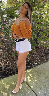 Jackie Figueroa feet photo 8