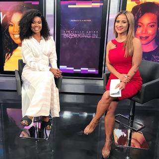 Jackie Guerrido feet photo thumbnail