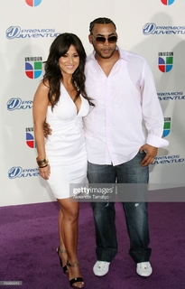 Jackie Guerrido feet photo thumbnail