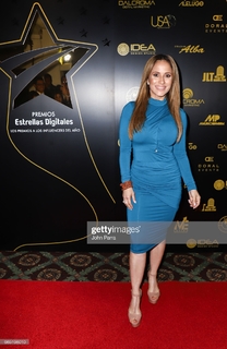 Jackie Guerrido feet photo thumbnail