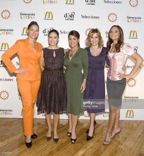 Jackie Guerrido feet photo thumbnail