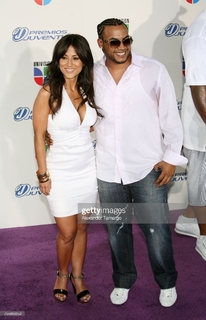 Jackie Guerrido feet photo thumbnail