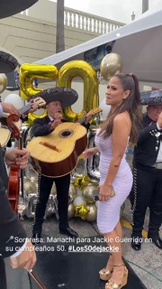 Jackie Guerrido feet photo thumbnail