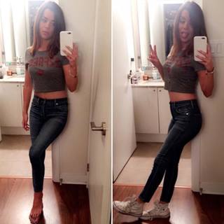 Jackie Redmond feet photo thumbnail