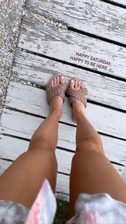 Jackie Redmond feet photo thumbnail